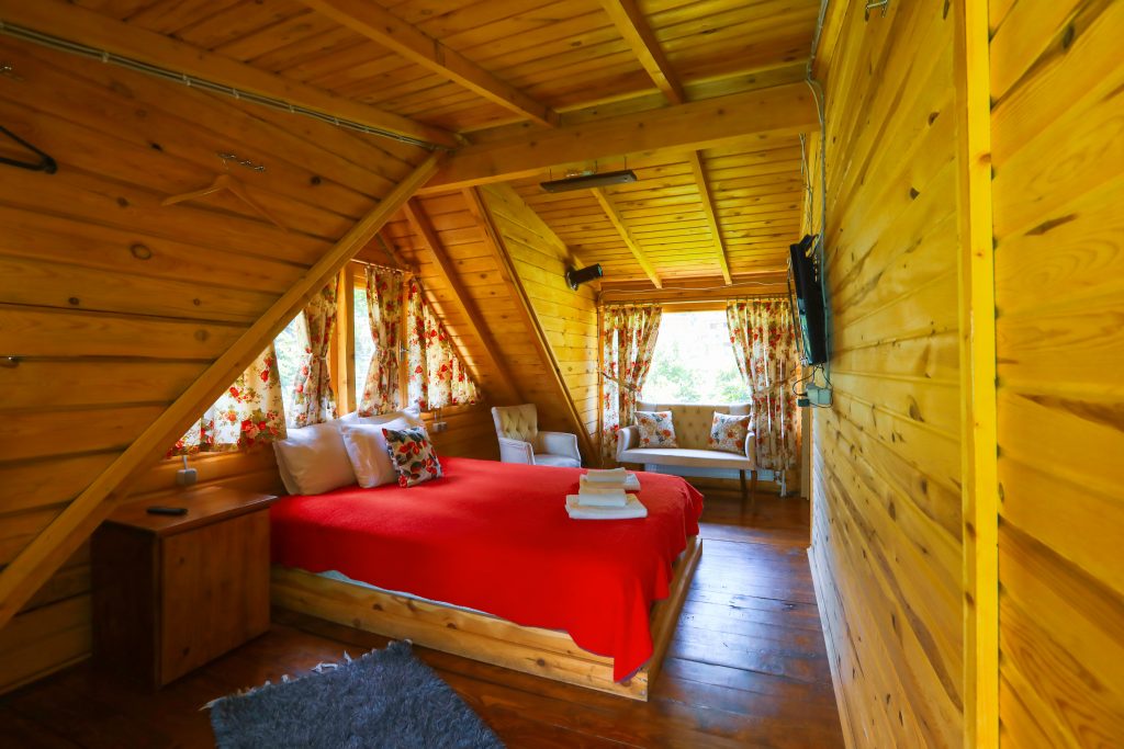chalet-hidden-forest (8)